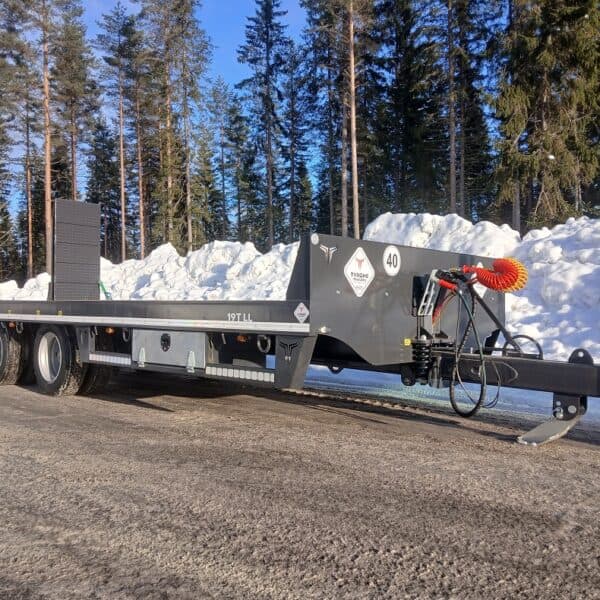 SISU B2 MASKINTRALLE 2 AKSLER 15,5T NYTTELAST